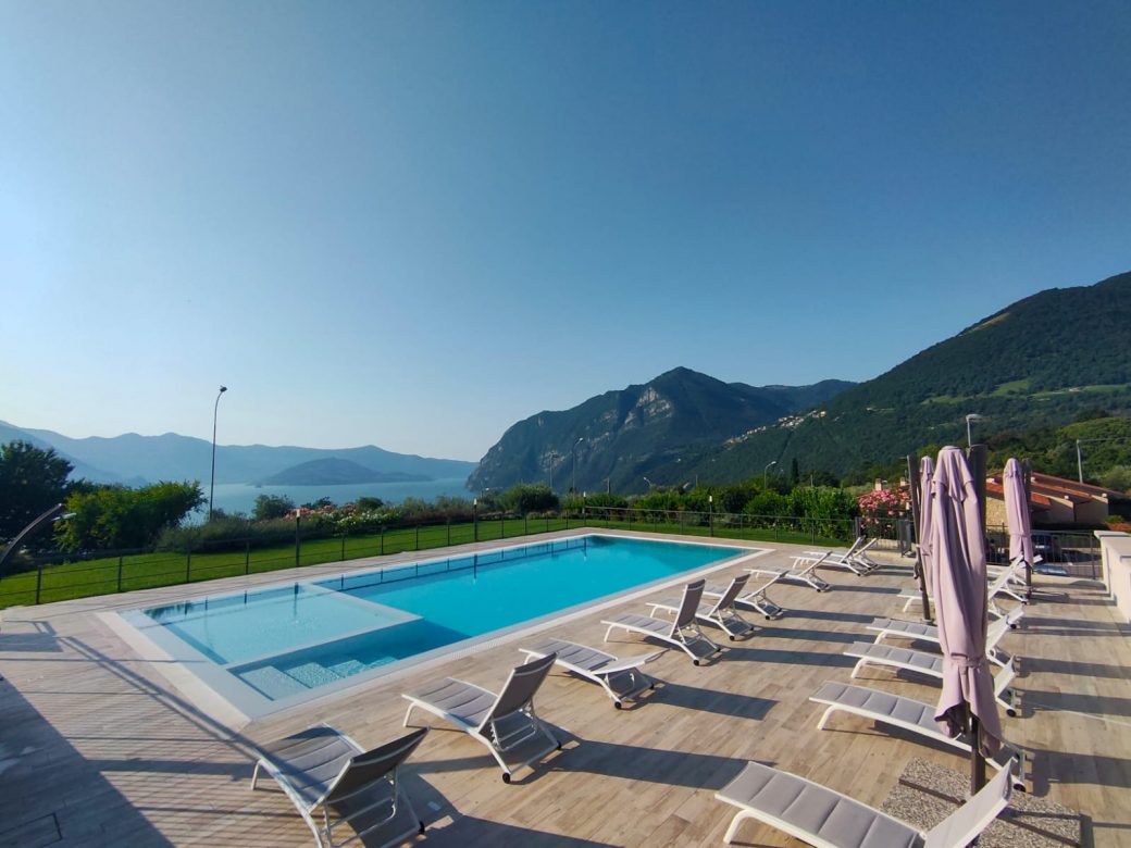 Evelin Sozzi Gestioni Immobiliari – Affittasi casa vacanza Riva di Solto